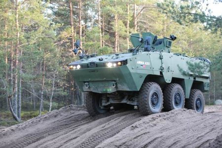 Estonia va cumpara vehicule blindate ARMA 6x6 de la producatorul O<span style='background:#EDF514'>TOKAR</span>