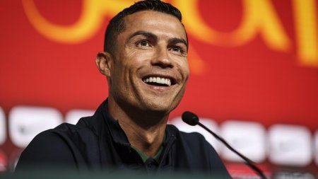 Extravaganta: Cristiano Ronaldo i-a facut cadou pugilistului Francis Ngannou un ceas de 110.000 de lire sterline