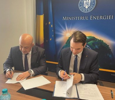 Santierul naval SEVERNAV a semnat astazi un contract de finantare cu Ministerul Energiei, in cadrul PNRR, pentru o centrala electrica fotovoltaica de 1 MW. Valoarea proiectului e de 5,2 mil. lei, din care 2 mil. lei e finantarea PNRR