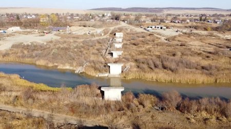 Constructia unui pod peste Siret, care sa lege Botosani si Suceava, blocata de gandaci si broaste protejate de lege