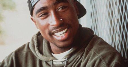 Lucruri mai putin stiute despre rapperul Tupac Shakur: de la lansarea unei carti de bucate la infiintarea unei case de discuri