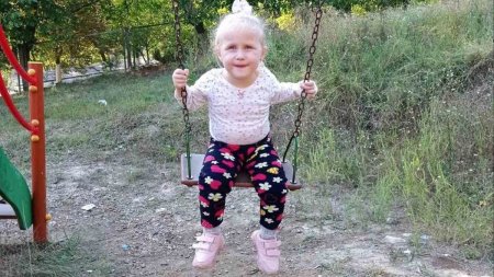 Drum lin spre cer, ingeras! | <span style='background:#EDF514'>NICOLETA</span>, o fetita de doar patru ani, a avut parte de o moarte tragica