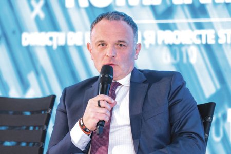 Karoly <span style='background:#EDF514'>BORBELY</span>, fost ministru al telecomunicatiilor si cel care a coordonat IPO-ul Hidroelectrica, a fost desemnat noul CEO al Hidroelectrica, cea mai valoroasa companie din Romania, cu o valoare de piata de 10 mld. euro. Bogdan Badea, fostul CEO, devine director de investitii