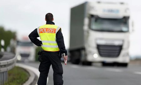 Sofer roman de TIR urmarit de Europol pentru un furt de 335.000 de euro, prins in Germania, dupa ce au fost verificati 10.000 de oameni si 6.300 de vehicule