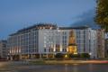 Grupul hotelier de lux Hyatt are in plan sa dezvolte primul sau hotel in Romania. In Bulgaria opereaza deja sase hoteluri si se construieste al saptelea