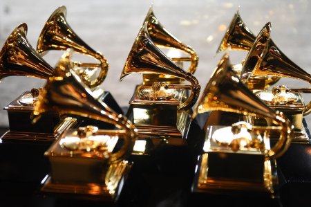 Lista completa a artistilor nominalizati la premiile Grammy 2024. Taylor Swift, Billie Eilish si SZA, printre cele mai nominalizate artiste