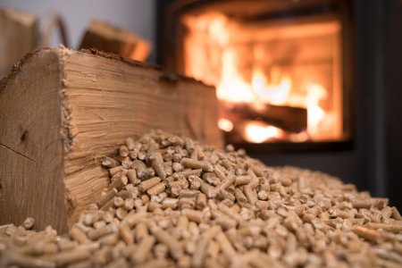Cum se achizitioneaza lemne de foc sau peleti din magazine cu  ajutorul cardului de energie