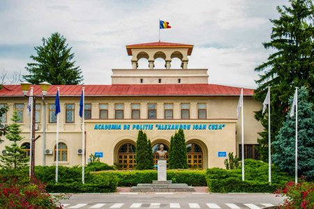 Zeci de studenti de la Academia de Politie Alexandru Ioan Cuza au ajuns la spital cu toxiinfectie alimentara