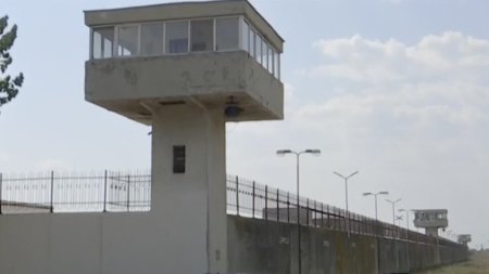 131 de detinuti care fac scoala in penitenciare vor obtine burse de merit de 450 de lei fiecare
