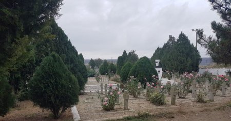 Un cimitir international, monument cultural unic, este lasat sa se degradeze. E pacat sa nu intretinem un asa obiectiv