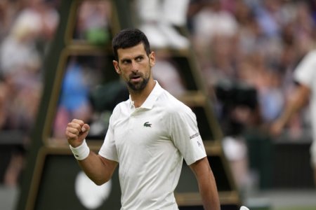 Novak Djokovic il invinge pe polonezul Hubert Hurkacz, dar ar putea fi eliminat de la ATP Finals