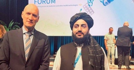 Un ministru taliban participa la intalniri oficiale in Europa si apare in fotografii alaturi de functionari occidentali. Guvernul olandez a deschis o ancheta