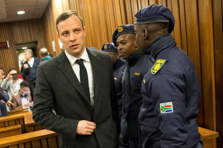 Condamnat pentru crima, Oscar Pistorius afla daca va fi eliberat conditionat