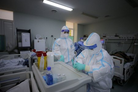 Conducerea spitalului din Caracal, trimisa in judecata de DNA pentru acordarea nelegala de stimulente in pandemie