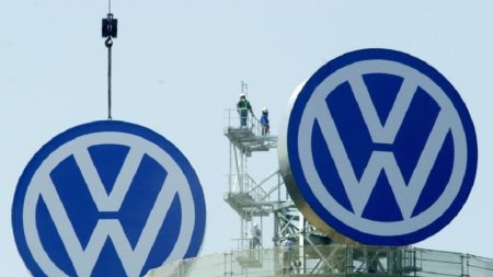 Volkswagen se alatura altor producatori auto din SUA care au marit salariile lucrarilor din SUA