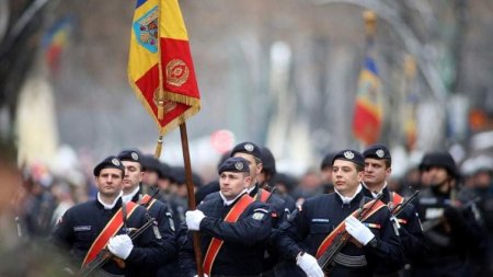 Peste 1.500 de militari si specialisti participa la parada de 1 Decembrie in Piata Arcul de Triumf