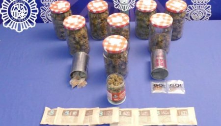 Un barbat a fost arestat in Spania dupa ce a uitat peste un kilogram de droguri intr-un dulap din apartamentul in care a stat cu chirie
