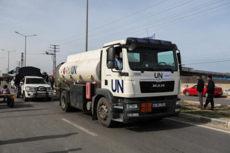 Opt camioane-cisterna cu combustibil si gaze naturale intra in Fasia Gaza din Egipt sambata dimineata, anunta COGAT