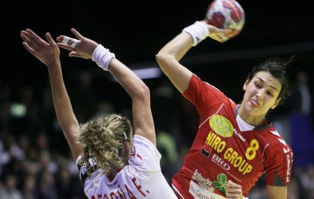 Cum arata lotul Romaniei la turneul final de handbal feminin. Doua jucatoare raman acasa