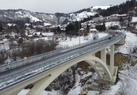 A fost inaugurat cel mai lung pod in arc de cerc din Romania