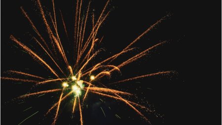 Bucurestenii nu vor mai putea cumpara artificii sau petarde din Capitala
