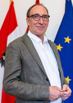 Ministrul austriac: 'Atat Austria, cat si Romania ar beneficia considerabil de pe urma aderarii Romaniei la Schengen'