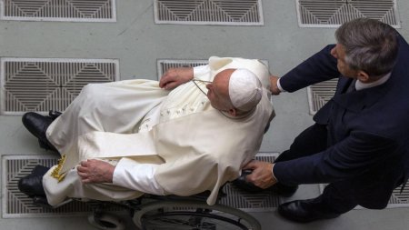 Sanatatea Papei Francisc naste ingrijorari: Suveranul Pontif se retrage de la COP28