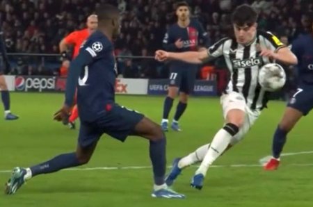 Scandal imens dupa PSG - Newcastle » Francezii riscau sa rateze si Europa League, dar au primit un penalty controversat in 90+5: Cum sa dai asa ceva?