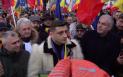 Mars organizat de AUR la Alba Iulia / Participantii au intonat cantece patriotice si au scandat 