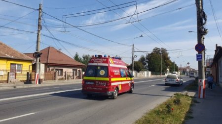Doua victime in urma unui accident intre un microbuz si o masina pe DN 14B, in Sibiu
