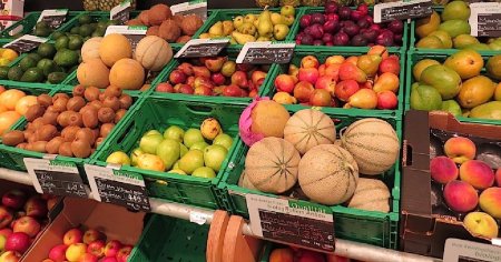 Mai multi furnizori de fructe si legume au fost amendati cu 140.000 de lei pentru deficiente de informare