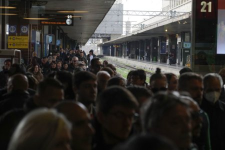 Greva prelungita in Italia, trafic feroviar afectat. Atentionare de calatorie