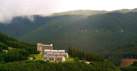 S-a inchis un hotel celebru din Romania. Turistii se inghesuiau in trecut sa prinda o camera de sarbatori