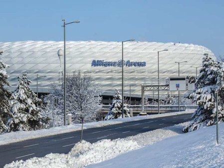 Meci amanat in Bundesliga din cauza ninsorilor abundente din Munchen