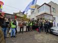 Politistii protesteaza in fata sediului IPJ Constanta si la Prefectura
