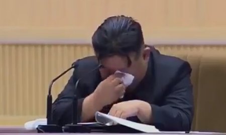VIDEO Kim Jong Un a parut sa-si stearga lacrimile in timp ce le indemna pe femei sa faca mai multi copii pentru consolidarea puterii natiunii