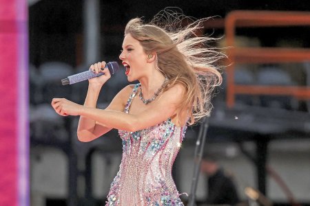 Taylor Swift a fost numita Persoana anului 2023 de prestigioasa publicatie Time Magazine. Cantareata americana ii urmeaza pe <span style='background:#EDF514'>BARAC</span>k Obama, Greta Thunberg si Volodymyr Zelensky