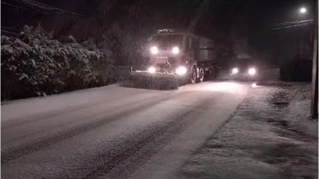 Ploaie, lapovita si ninsoare pe drumurile din Romania