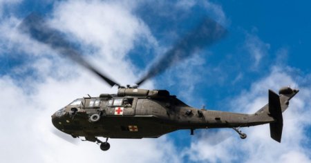 Elicopterele Black Hawk ale Inspectoratului General de Aviatie ale MAI vor fi asigurate de <span style='background:#EDF514'>OMNIASIG</span>