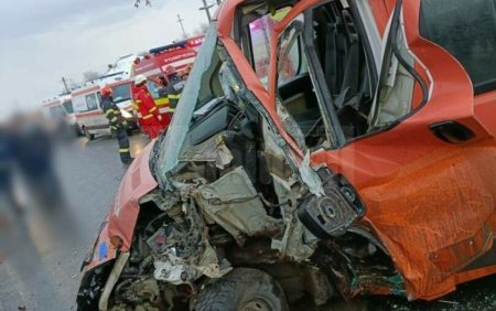 Accident cu 6 victime in Suceava. Un microbuz si o autoutilitara s-au izbit violent | GALERIE FOTO