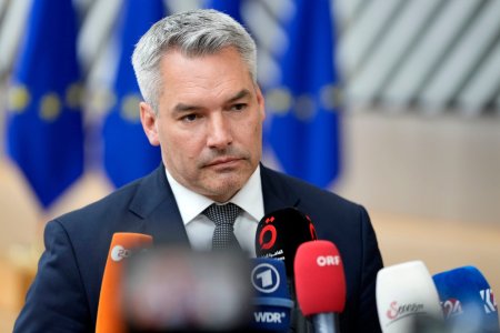 Austria se opune inceperii negocierilor de aderare la UE cu Ucraina si Republica Moldova, anunta cancelarul Nehammer