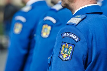 Un jandarm a fost prins la Cluj cu droguri si un cantar in masina. Ce le-a spus politistilor