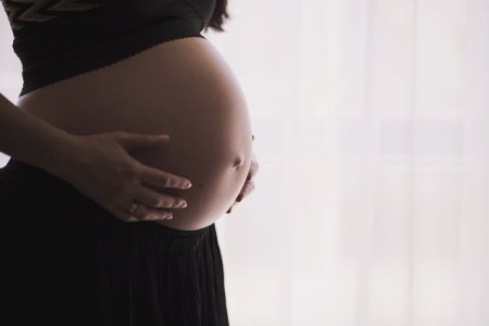 Cercetatorii au identificat cauza greturilor matinale din timpul sarcinii