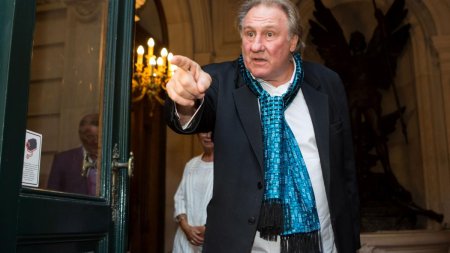 Gerard Depardieu scandalizeaza Franta, care vrea sa-i retraga medalia Legiunea de Onoare