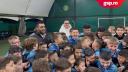 Banel <span style='background:#EDF514'>NICOLITA</span>, surprize de Craciun pentru copiii de la scoala sa de fotbal
