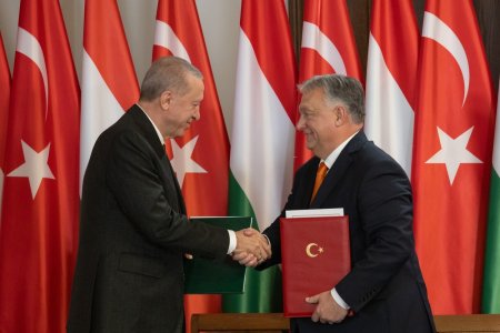 Erdogan, primit cu fast la Budapesta. <span style='background:#EDF514'>UNGURII</span> si turcii vor fi „castigatori impreuna in secolul al XXI-lea”, anunta Viktor Orban