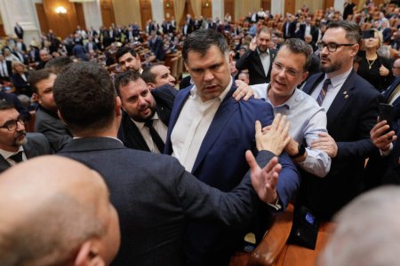 Scandal in Parlament: Deputatii AUR si PSD s-au agresat in timpul dezbaterii bugetului