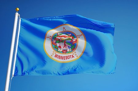 Statul american Minnesota isi schimbul <span style='background:#EDF514'>STEAGUL</span> vechi de aproape 70 de ani, considerat unul rasist