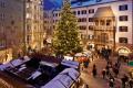 Centrul vechi al Innsbruck gazduieste de 50 de ani cel mai mare targ de Craciun din oras
