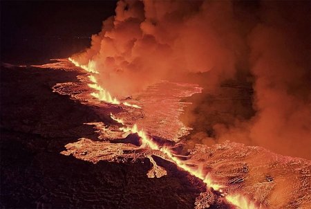 Autoritatile islandeze au redus nivelul de amenintare dupa ce activitatea vulcanica s-a linistit in zonele in care au avut loc <span style='background:#EDF514'>ERUPTII</span>le